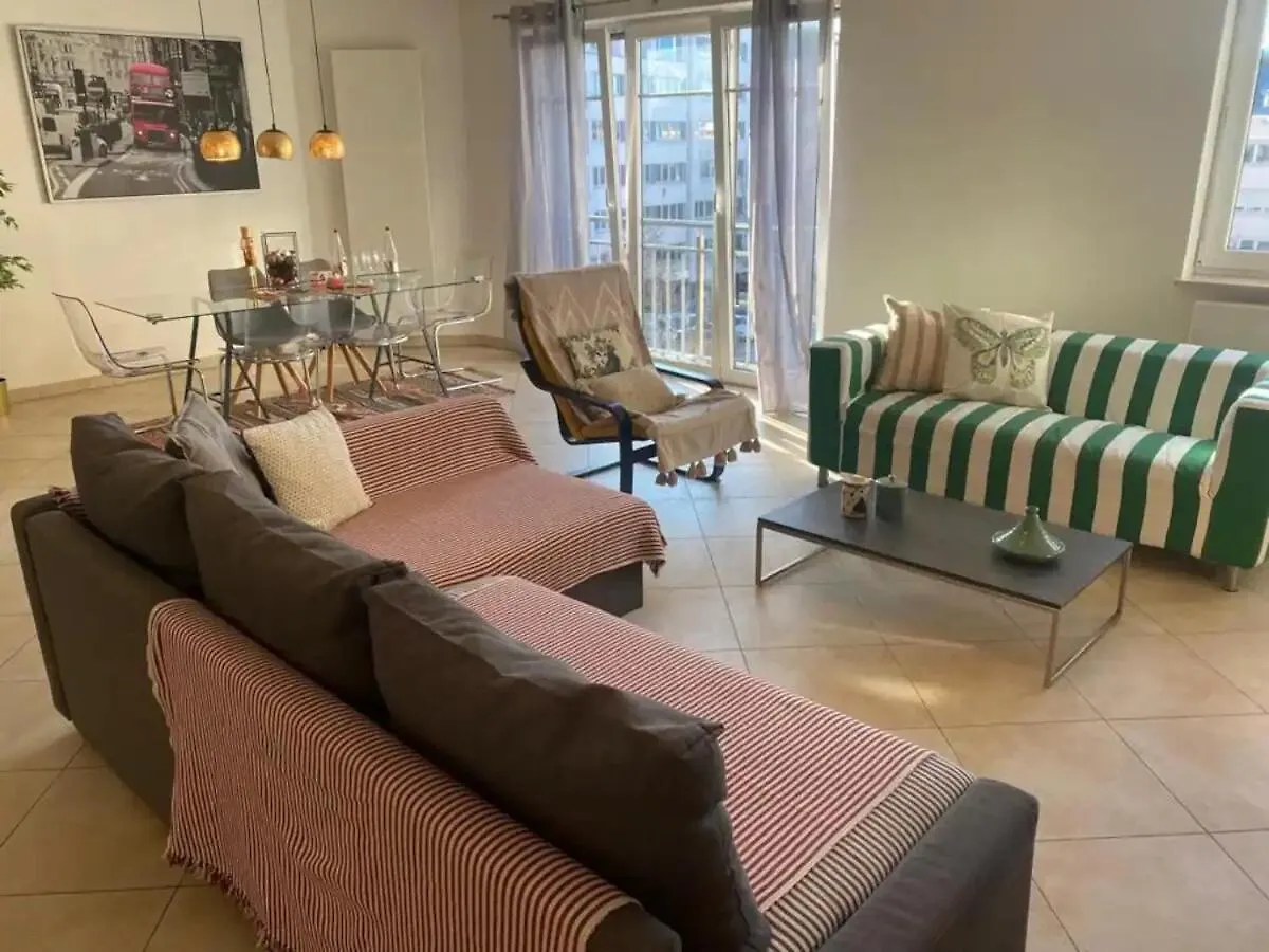 Apartment Well-Connected 2 Bedroom Flat With Free Parking Luxembourg
